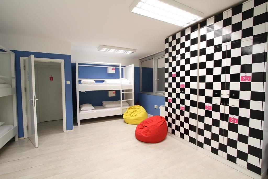 Dc Hostel Belgrade Exterior photo