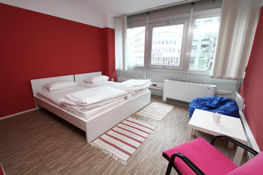 Dc Hostel Belgrade Room photo
